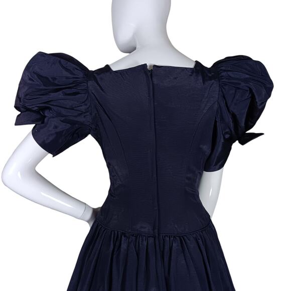 Vintage 90s Prom Dress Size Medium Purple Puffy Short Sleeves Fit and Flare Cut - Picture 11 of 12